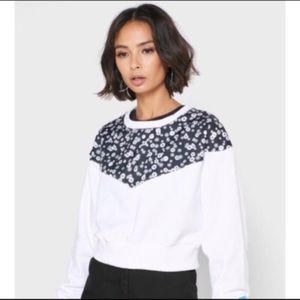 NWT Nike Floral-Print Cropped Fleece Top Size S